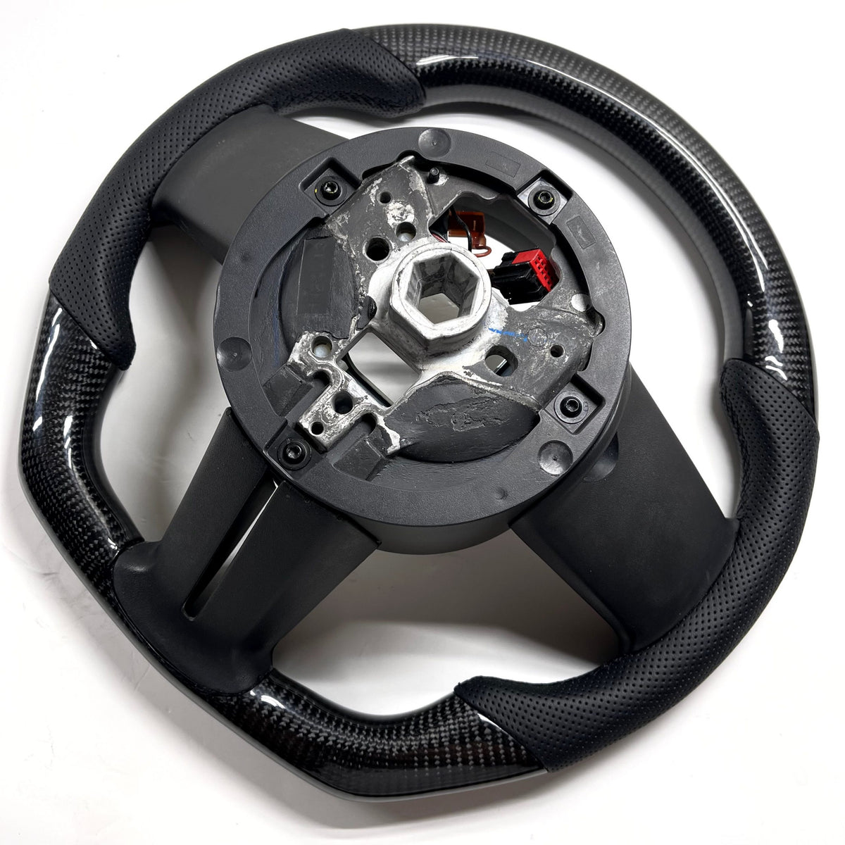2011-2014 Ford Mustang – Carbon – Black Stitching