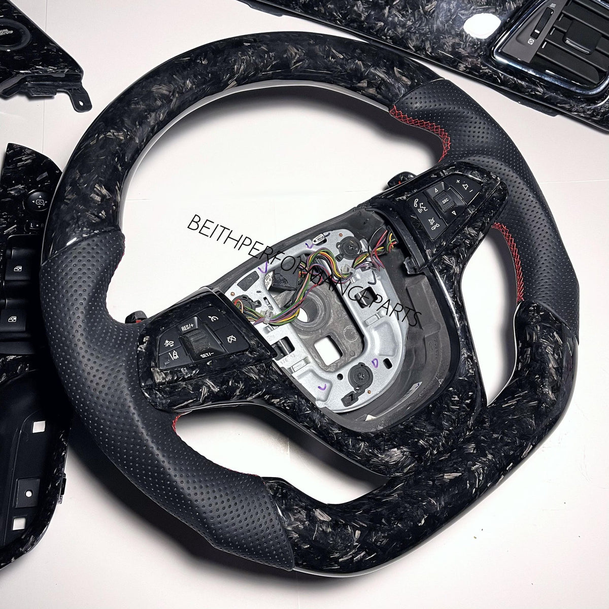 2014-2017 – Chevrolet SS Sedan – Carbon Wheel + Interior Set