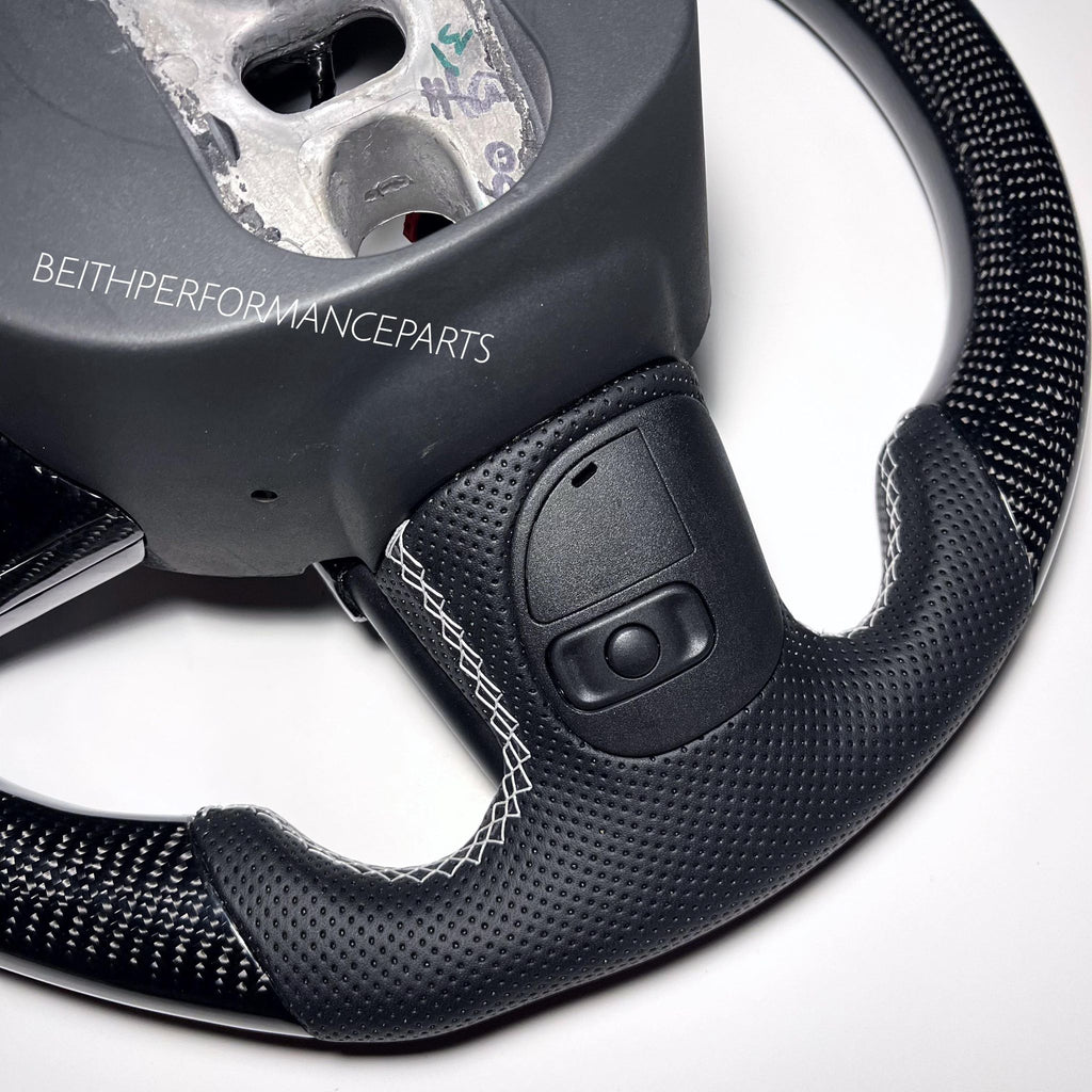 2015+ Dodge Hellcat / Cherokee SRT – Carbon – White Stitch