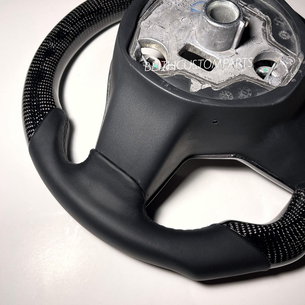 2016+ Tesla Model 3 & Y – Carbon – Black Stitching