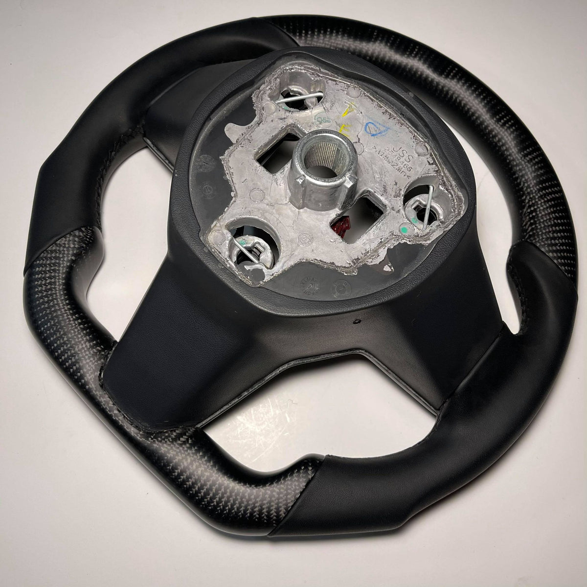 2016+ Tesla Model 3 & Y – Matte Carbon – Black Stitching