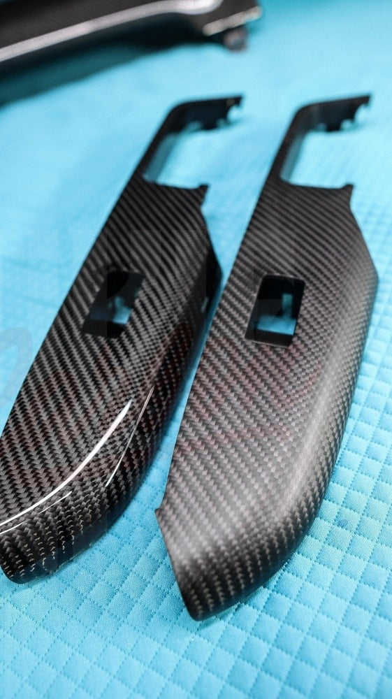 2024 S650 Mustang Carbon Fiber Window Switch Panel