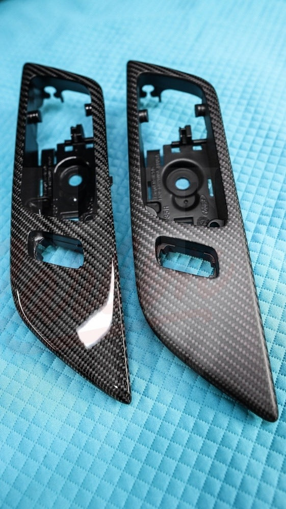 2024 Mustang S650 Carbon Fiber Active Door Handle