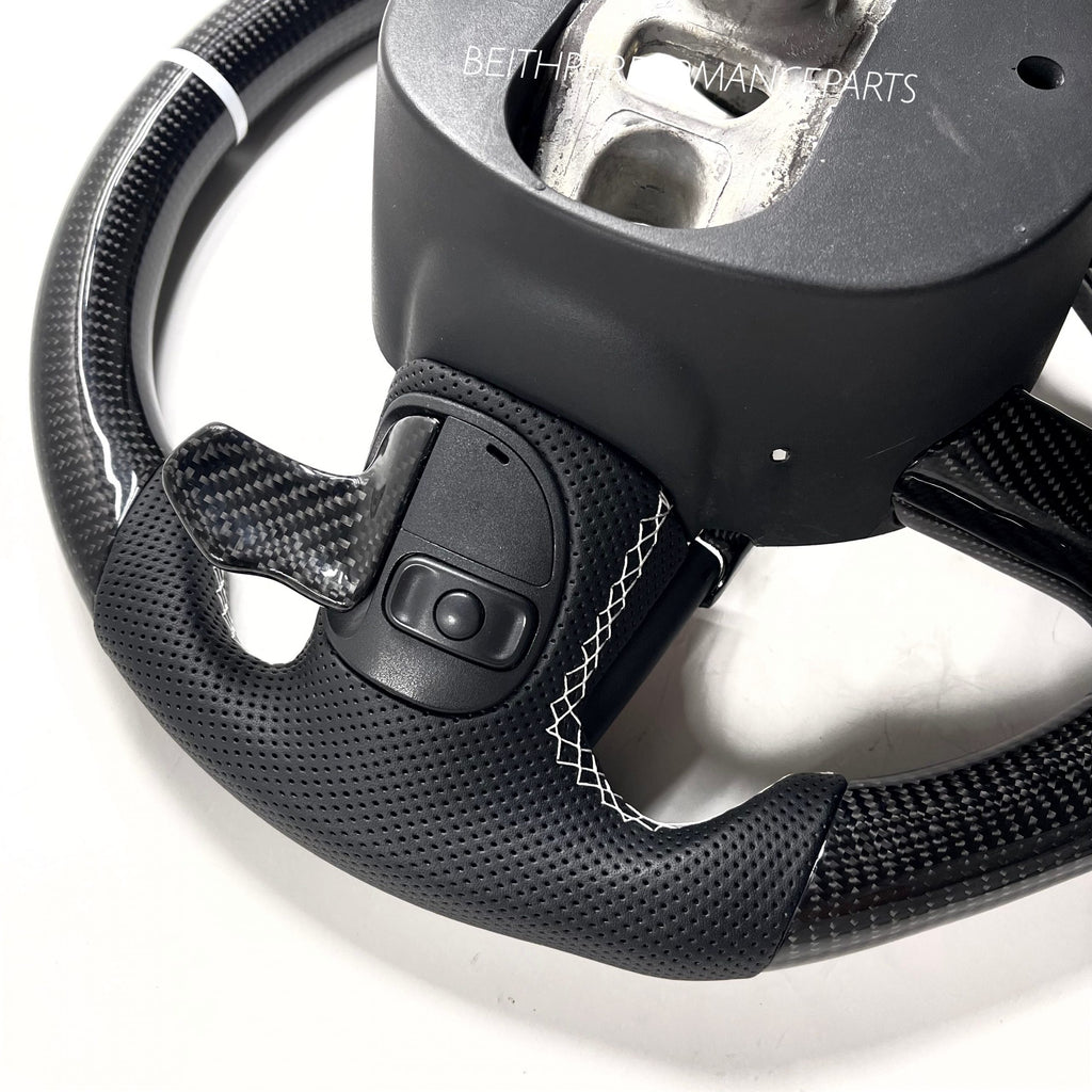 2015+ Dodge Hellcat / 2014+ Jeep SRT – Carbon – White Stitching