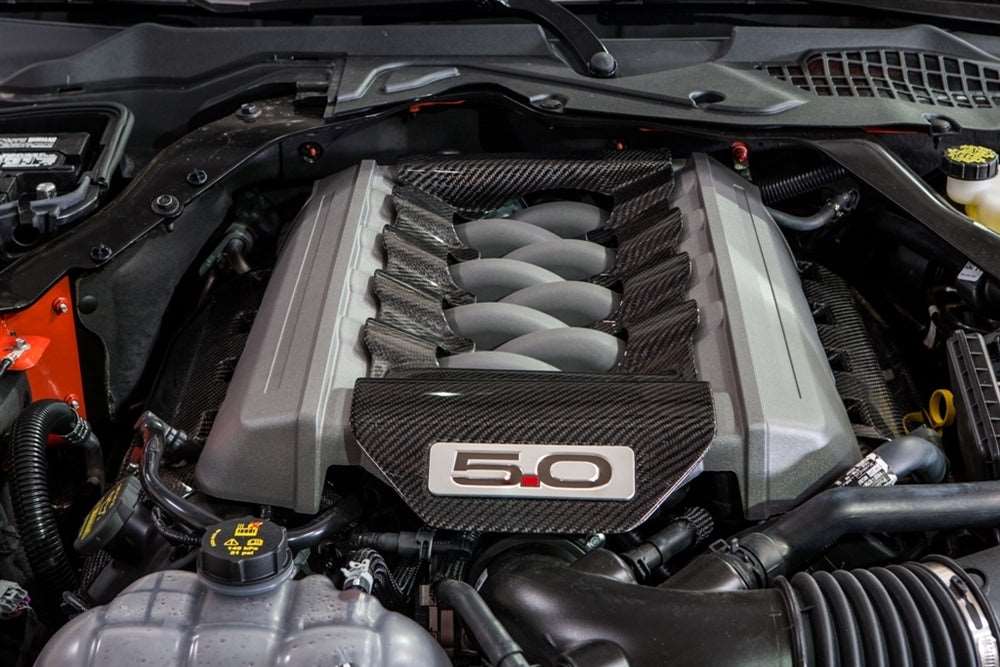 2015-2017 S550 Mustang 5.0 Carbon Fiber LG225 Engine Cover Insert