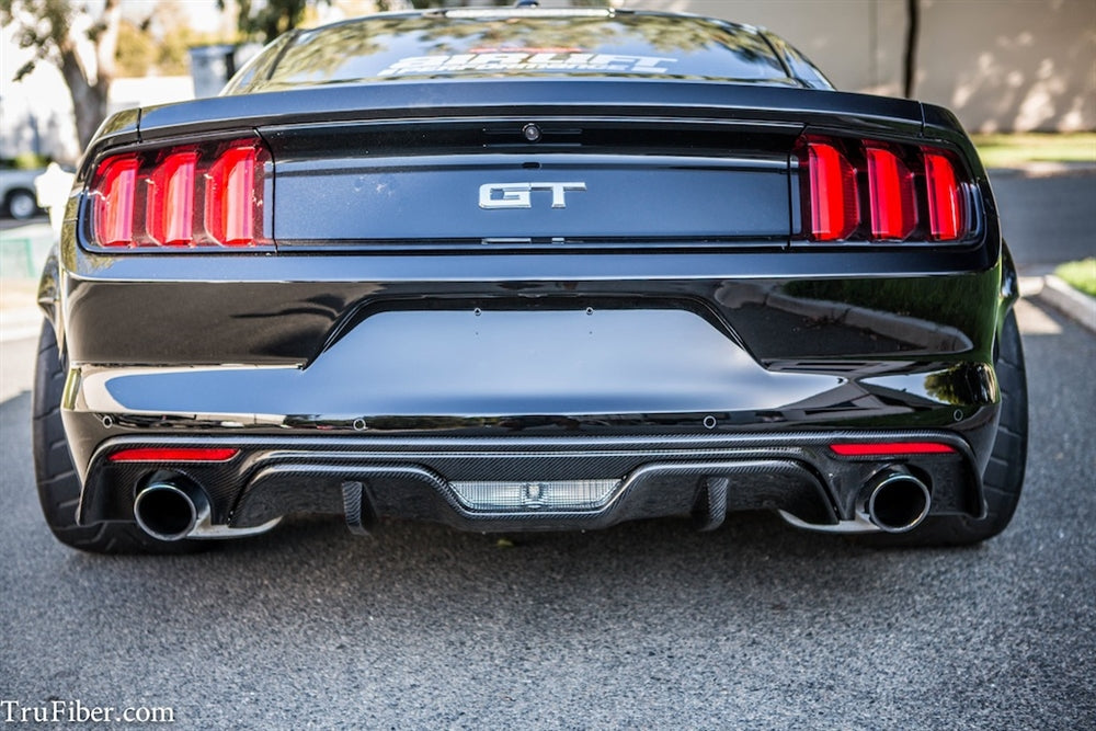 2015-2017 S550 Mustang Carbon Fiber LG234 Rear Bumper Trim