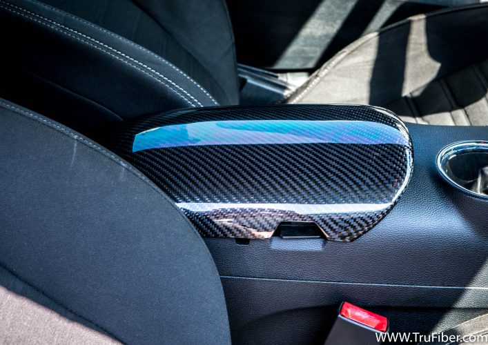 S550 and S650 Mustang Carbon Fiber LG381 Armrest Cover