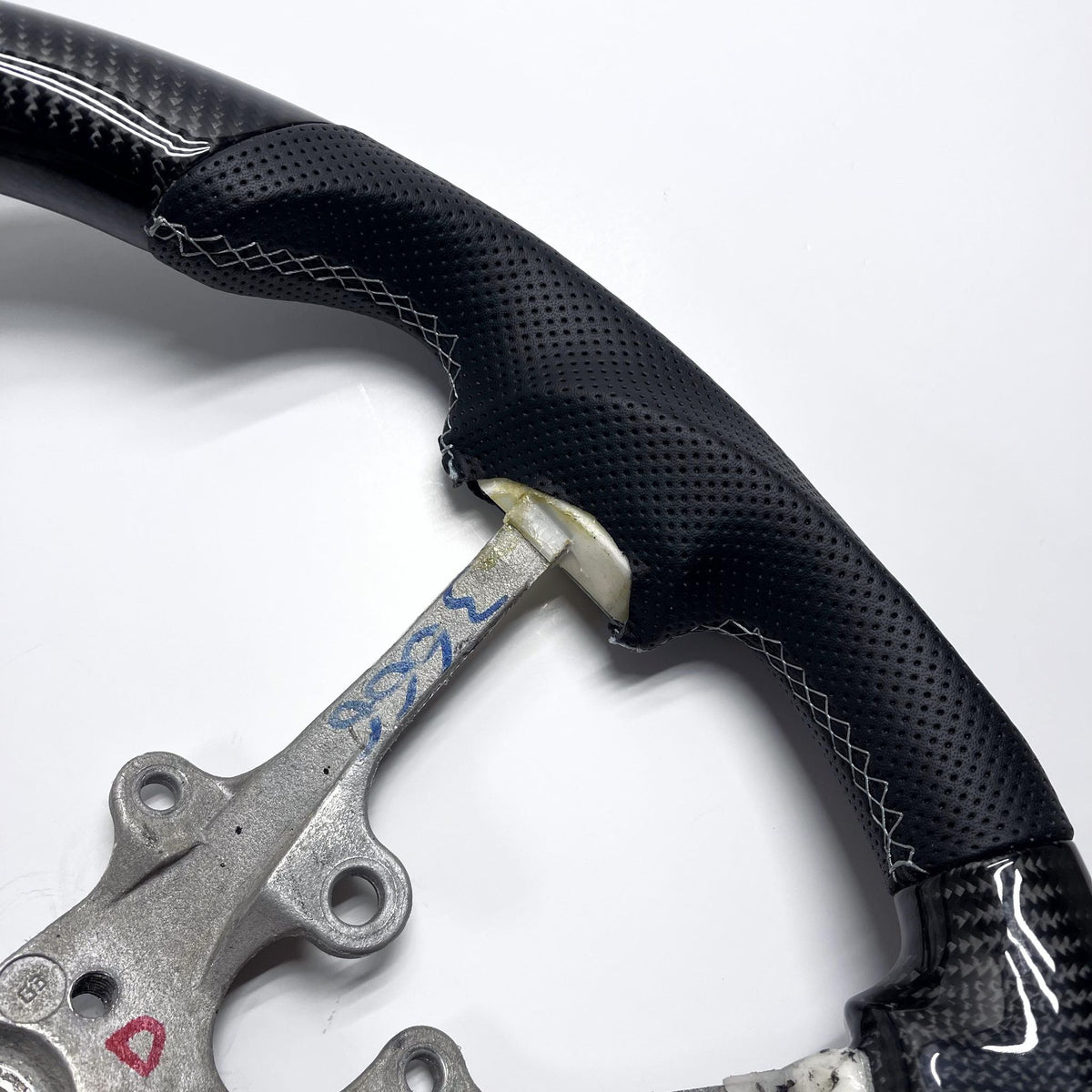 2006-2007 Jeep Grand Cherokee SRT 8 – Carbon – Grey Stitching