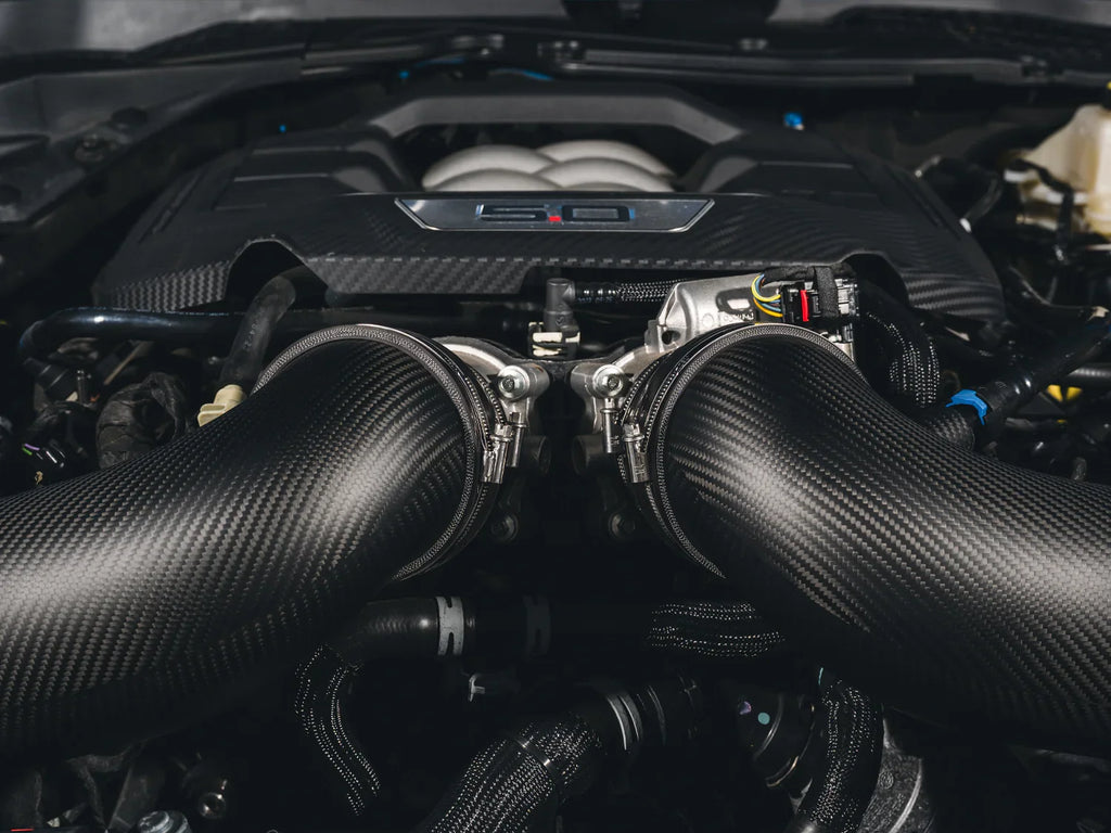 AWE S-FLO Carbon Fiber Intake System for 2024–2026 Ford Mustang GT & Dark Horse 5.0L – High-Flow Performance Intake