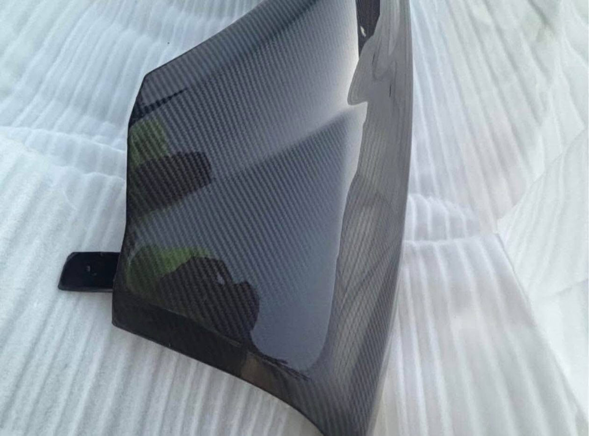 2005–2009 Ford Mustang GT500 Style Carbon Fiber Front Fenders (Pair) image 0