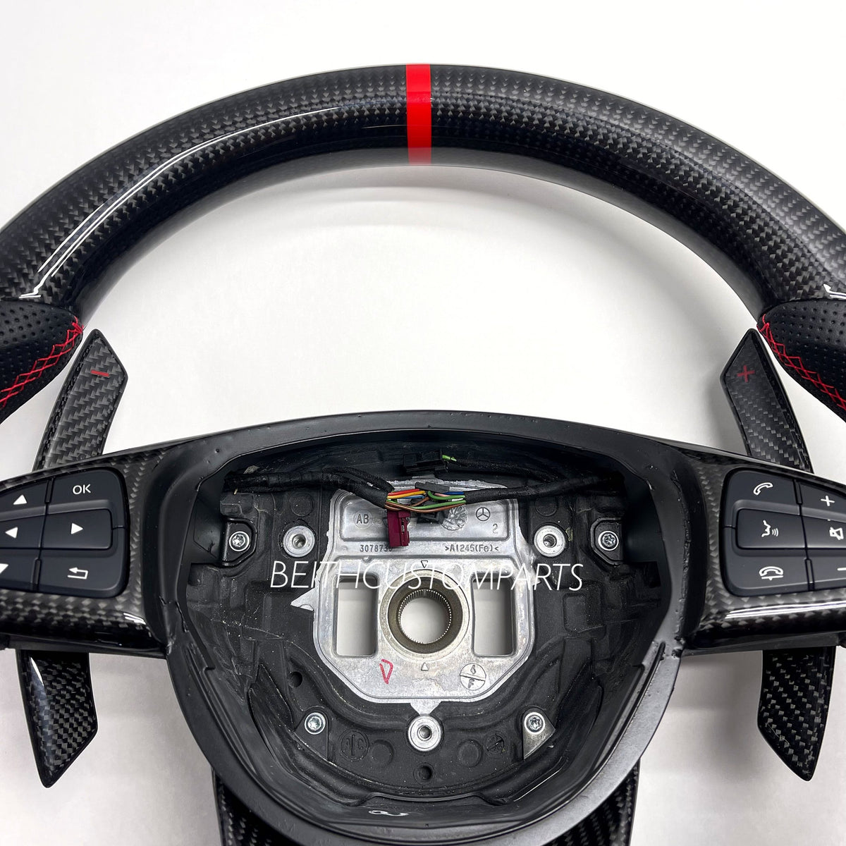 2015-2018 Mercedes W205 GLA GLC AMG GT – Carbon – Red Stitching