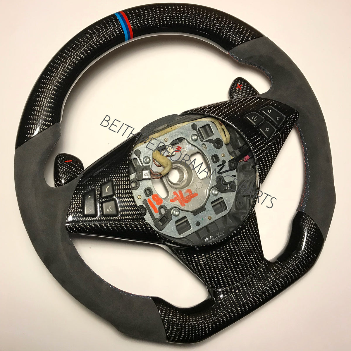 2006-2010 BMW M5/M6 – Carbon – SMG with BMW Accents