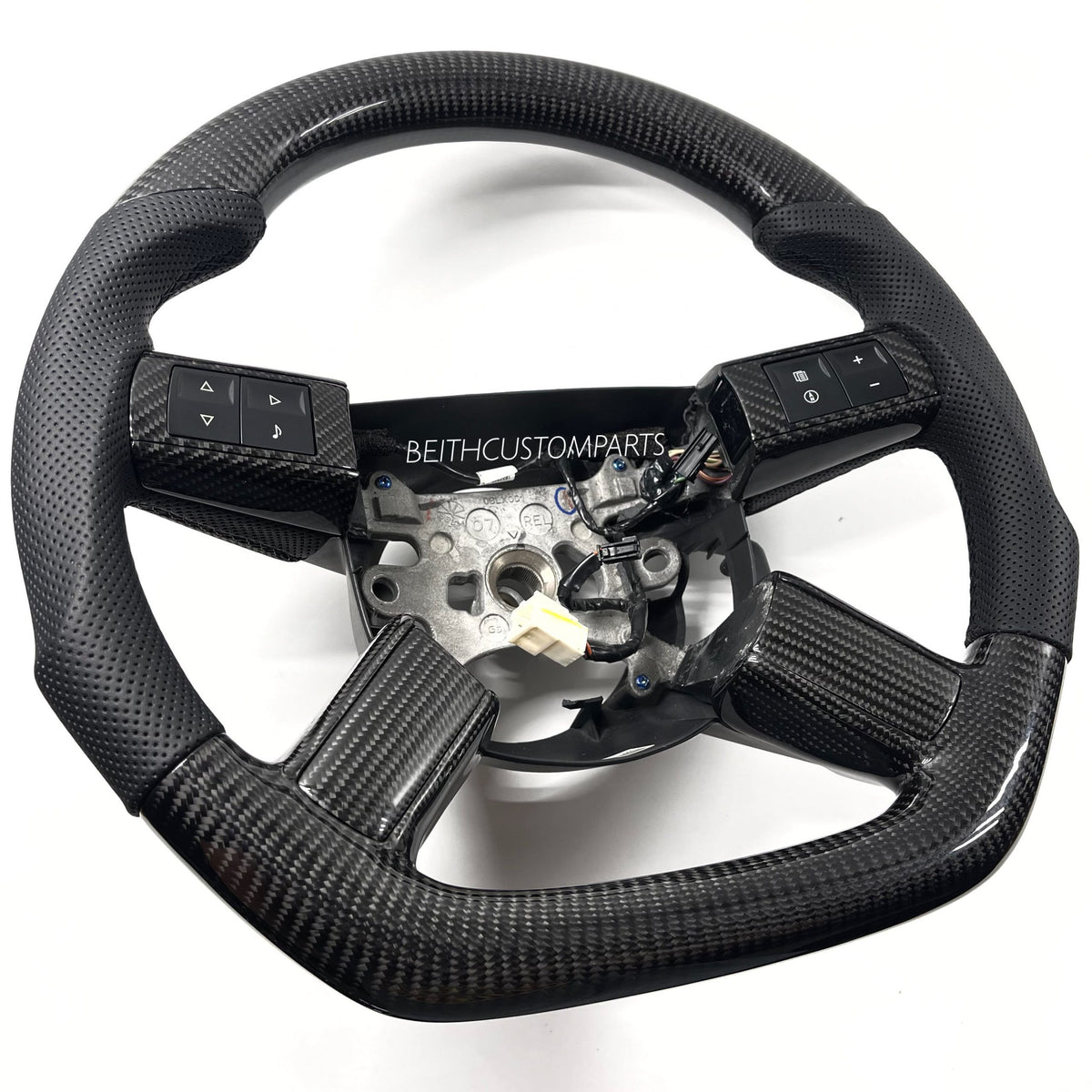 2005-2006 Dodge Charger / Challenger / Magnum – Carbon – Black Stitching