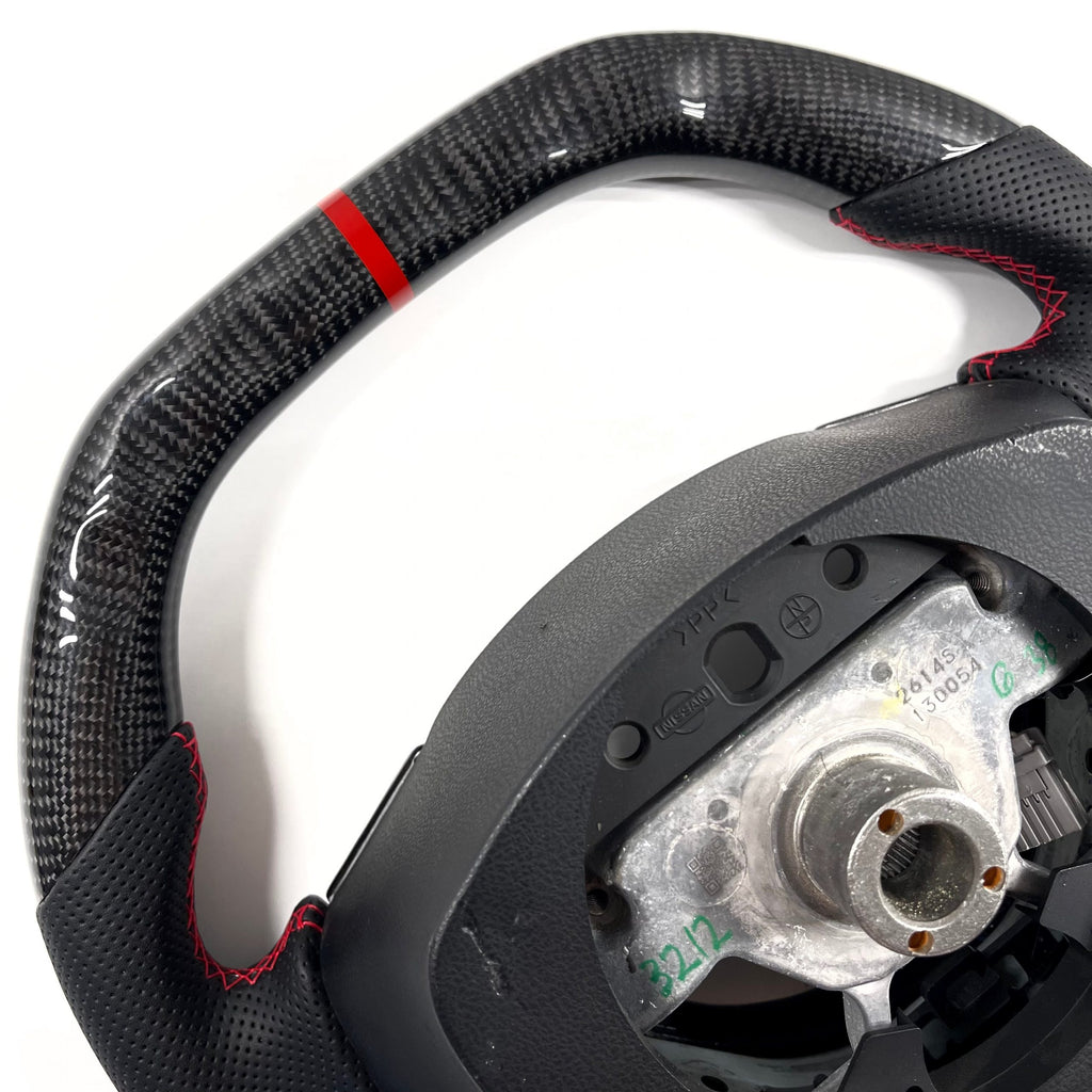 2008-16 Nissan GTR – Carbon – Red Stitching, Red Stripe