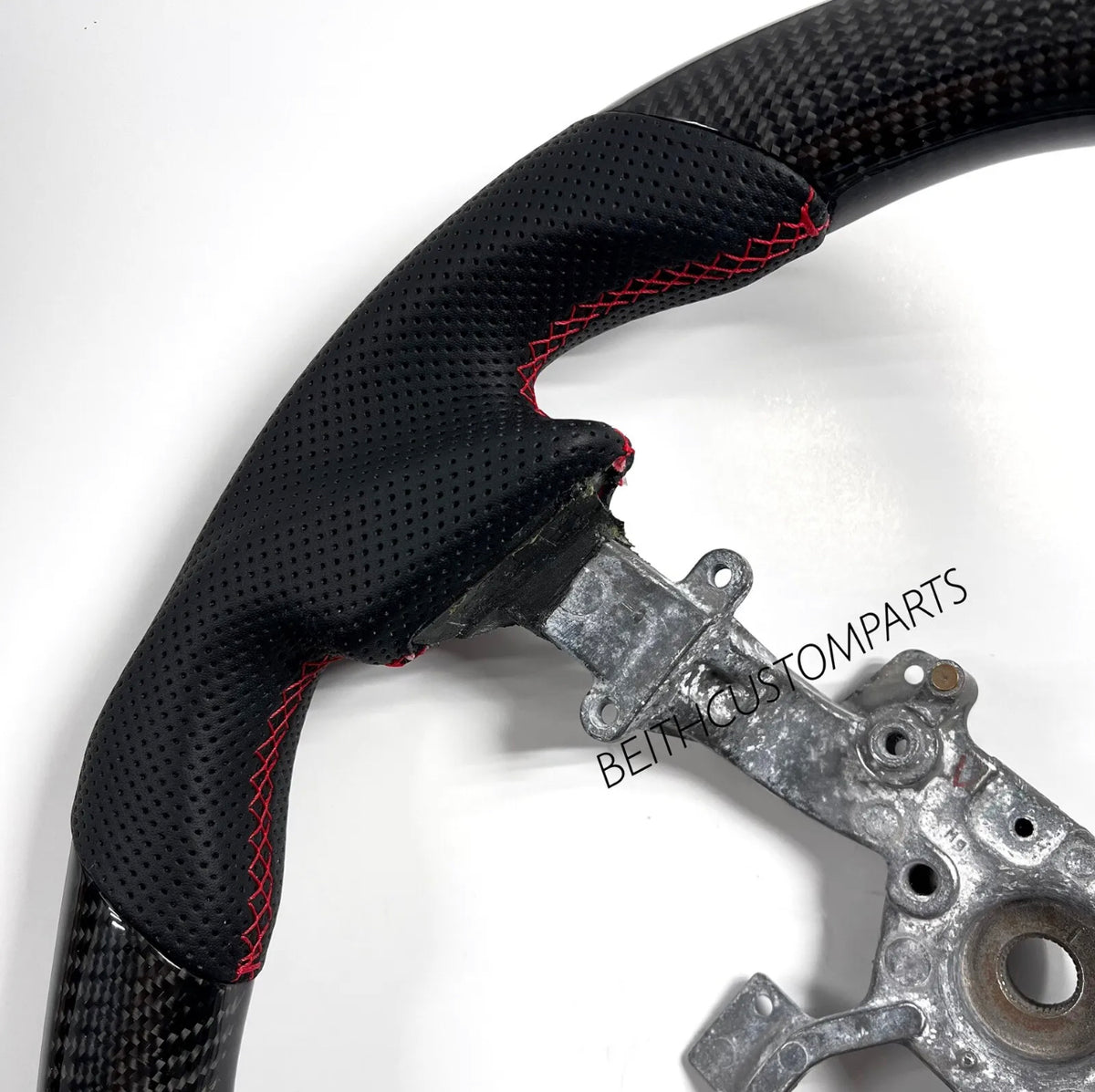 2008-2016 Nissan R35 GTR – Carbon – Red Stitching, Red Stripe