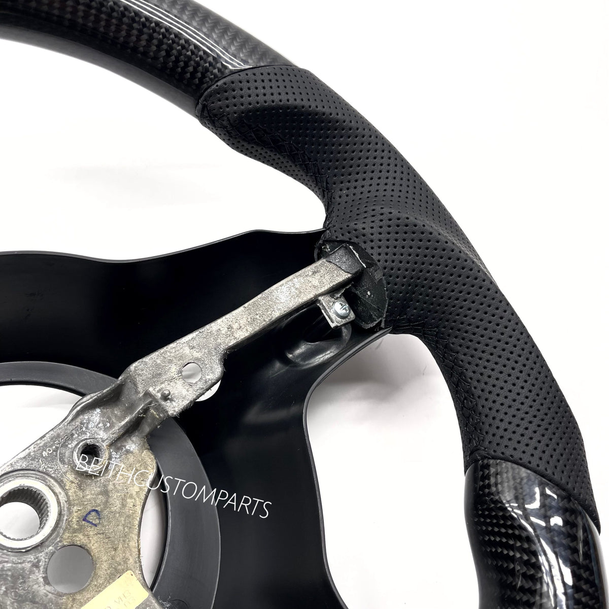 2003-2010 Dodge Viper – Carbon – Black Stitching