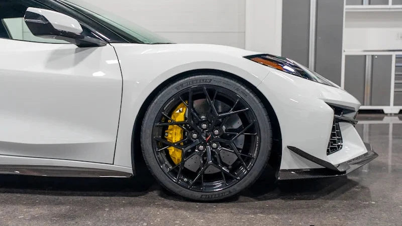 C8 Corvette Z06 / ZR1 / Grand Sport Front Lift Lowering Kit (2023+)