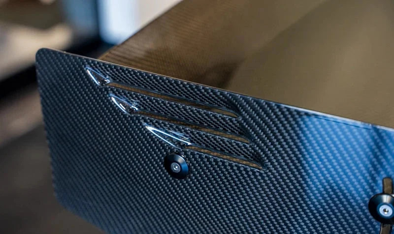 Verus Engineering Vented UCW Carbon Fiber Endplates