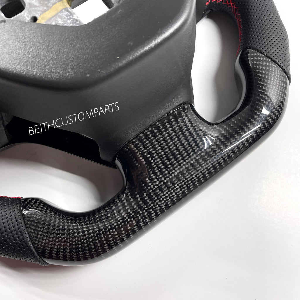 2014-2017 – Chevrolet C7 Corvette – Carbon – Red Stitching, Red Stripe