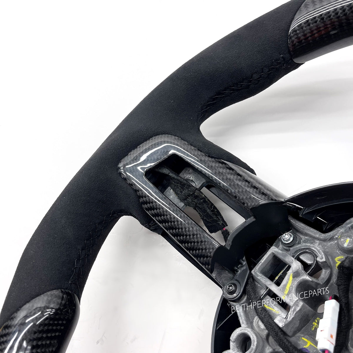 2018+ Ford Mustang – Carbon – Heated