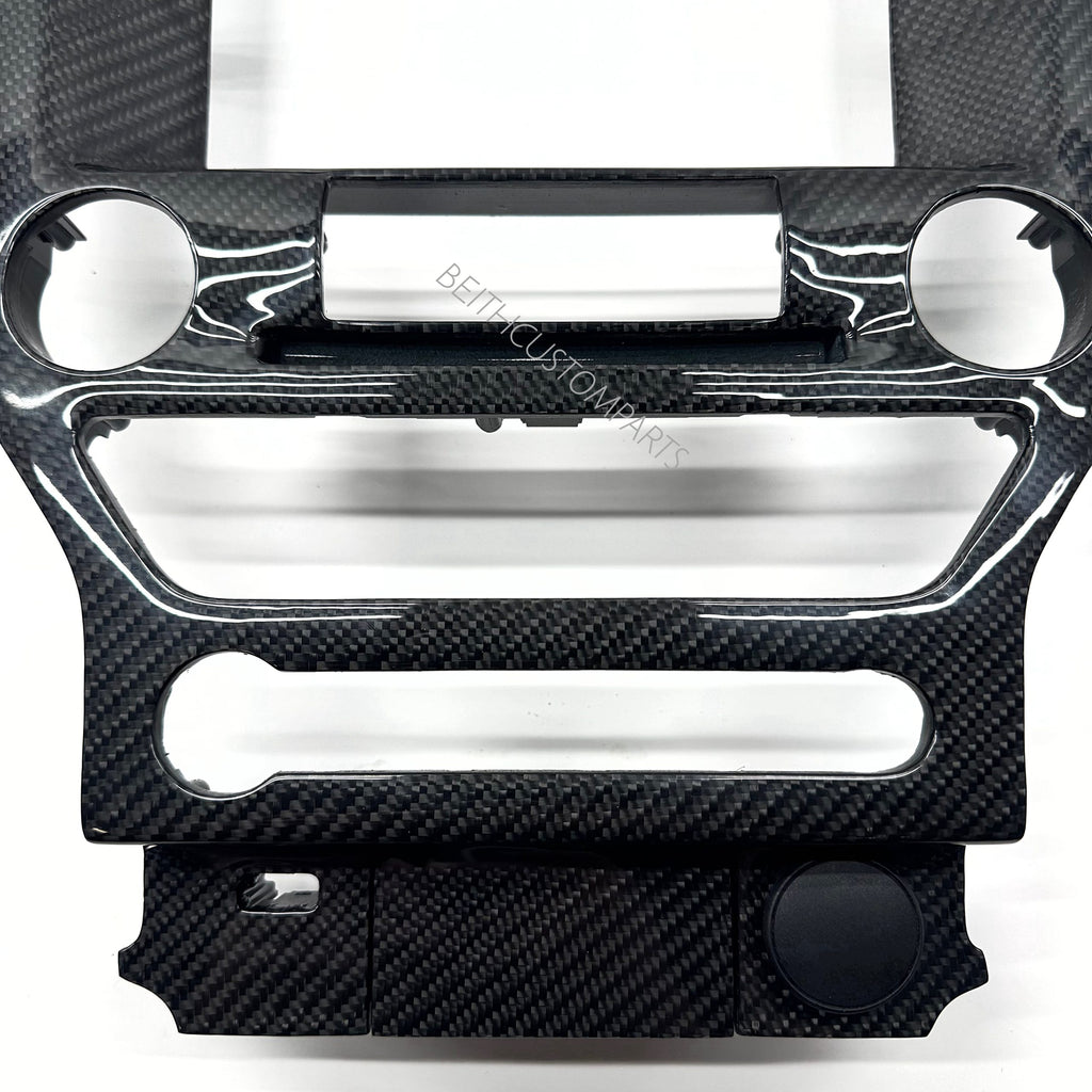 2020+ Mustang GT500 – Carbon Radio Navigation Bezel