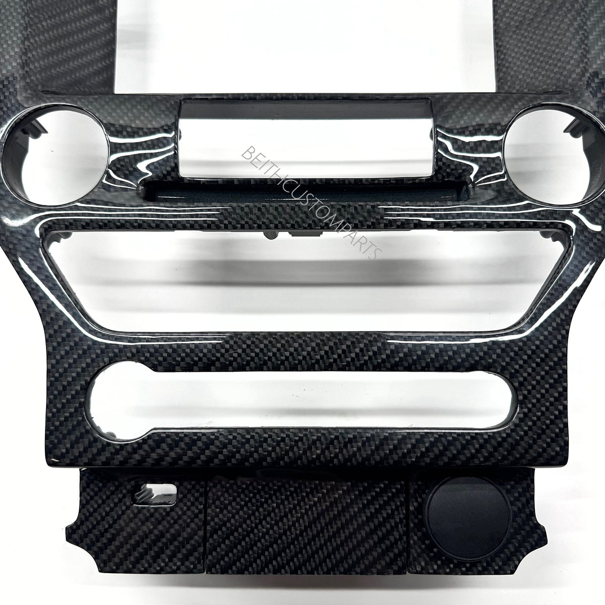 2020+ Mustang GT500 – Carbon Radio Navigation Bezel