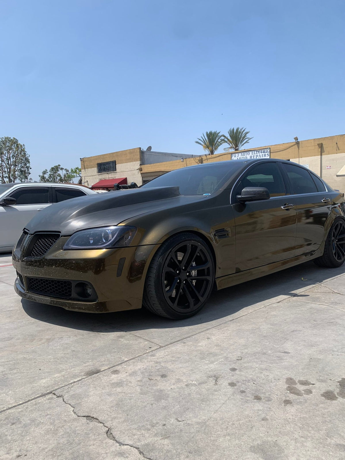 Pontiac G8 cowl hood