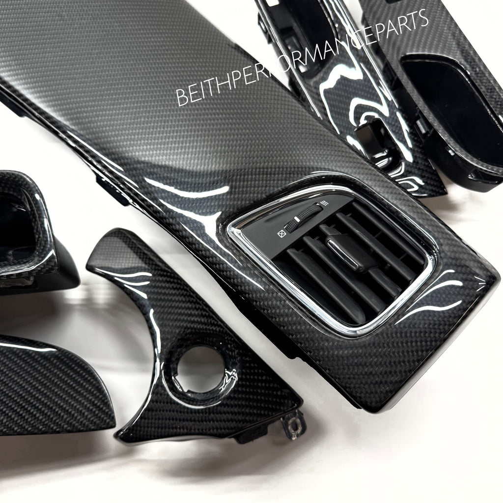 2014-2017 Chevrolet SS Sedan – 7 Piece Carbon Dash Kit
