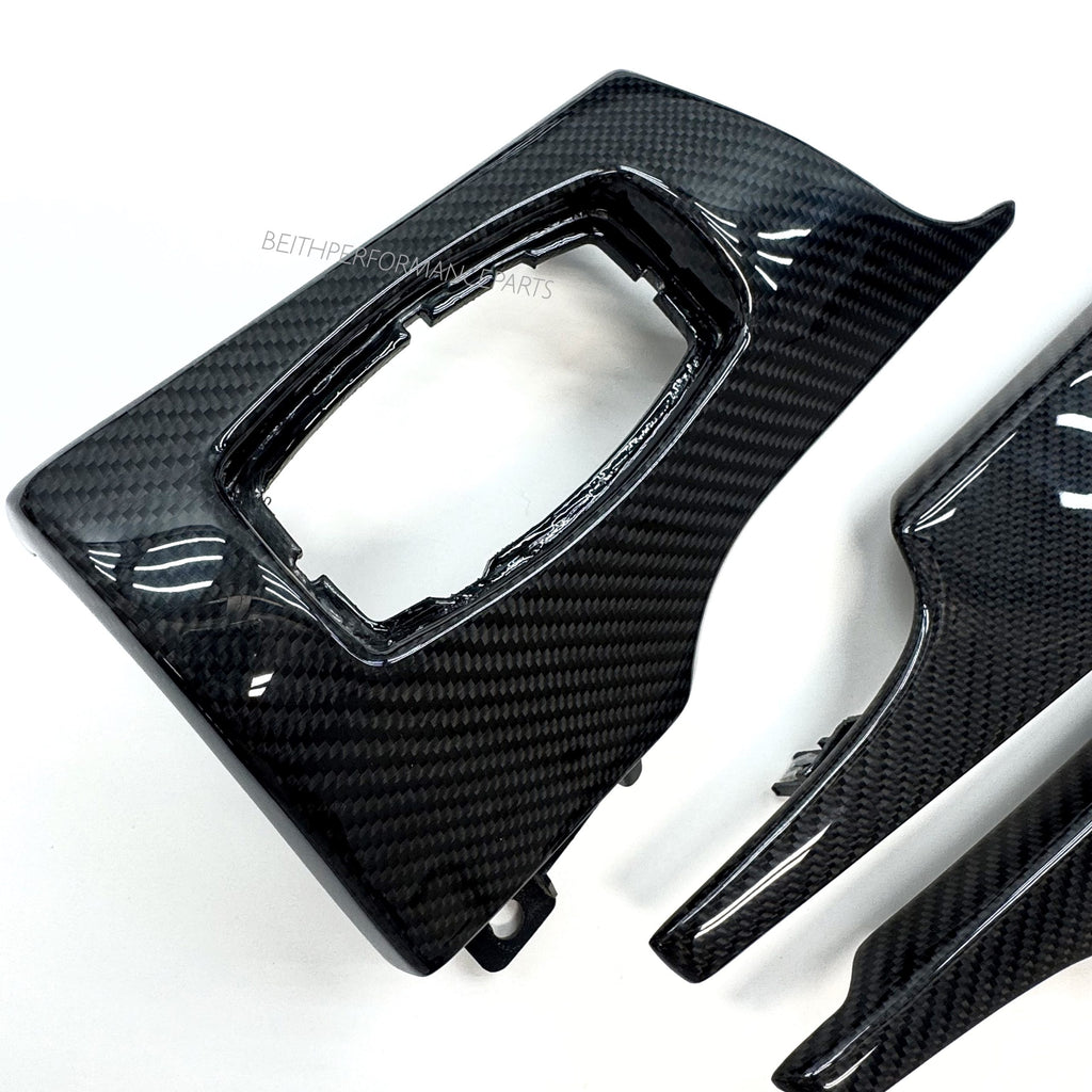 2015+ Mustang Performance Pack Carbon Fiber Dash