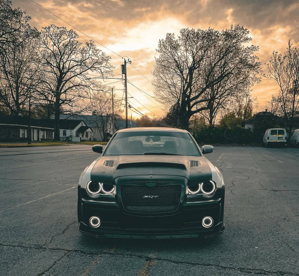 05-10 Chrysler 300 demon V2 style hood
