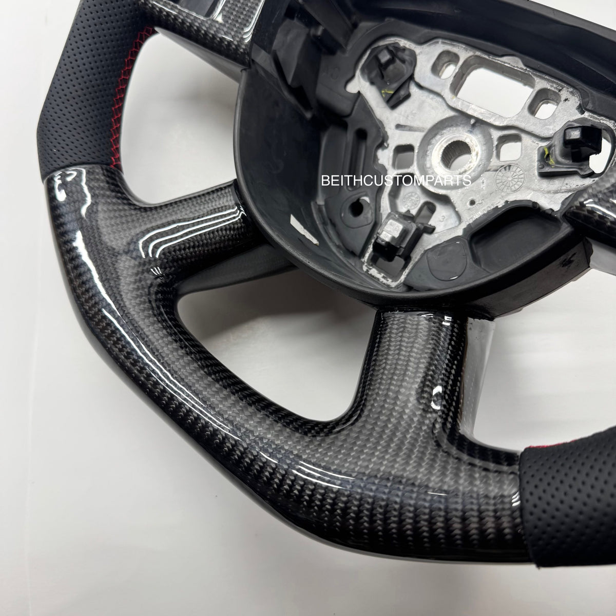 2008-2010 Jeep Cherokee SRT – Carbon – Red Stitching