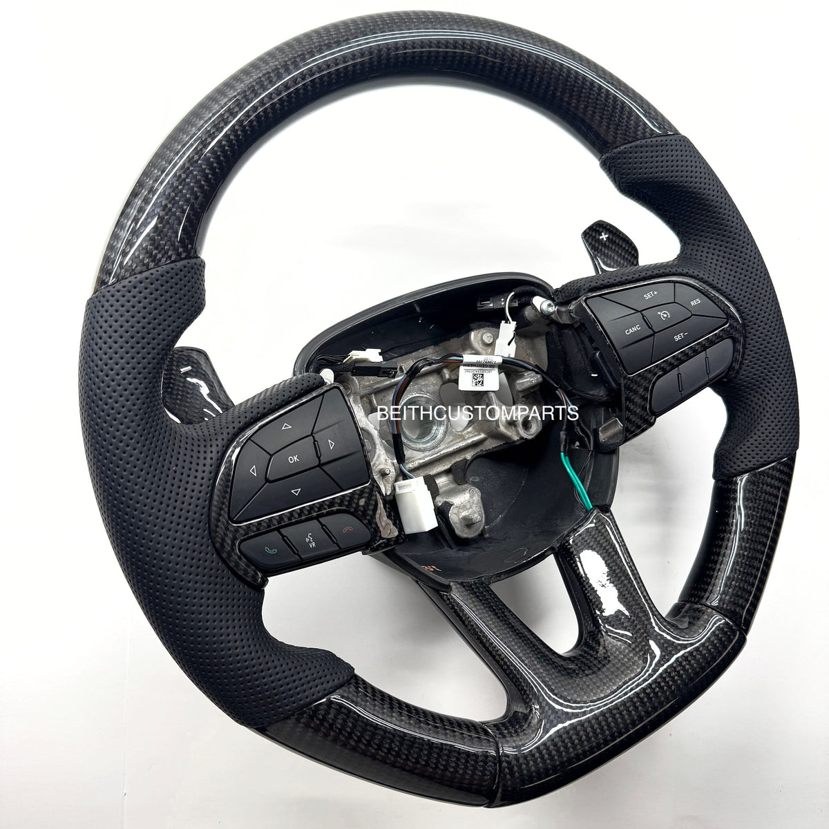 2014+ Jeep SRT / 2015+ Hellcat – Carbon – Black Stitching