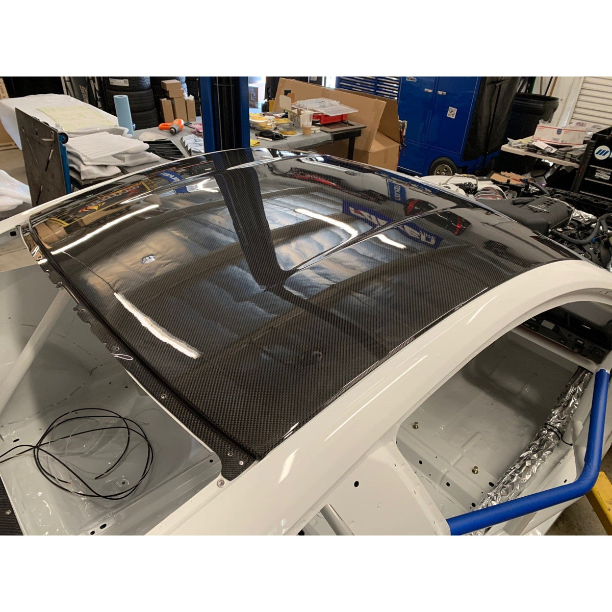 2015–2025 Ford Mustang Dry Carbon Fiber Roof Replacement