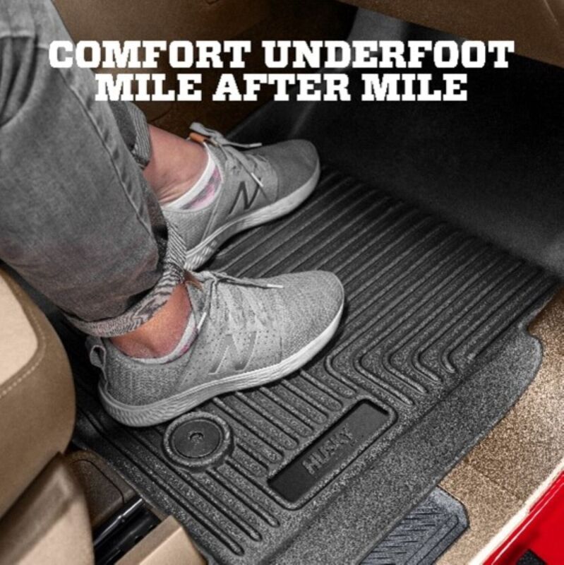 Husky Liners 11-23 Dodge Charger/Chrysler 300 AWD WeatherBeater Front Floor Liner - Black